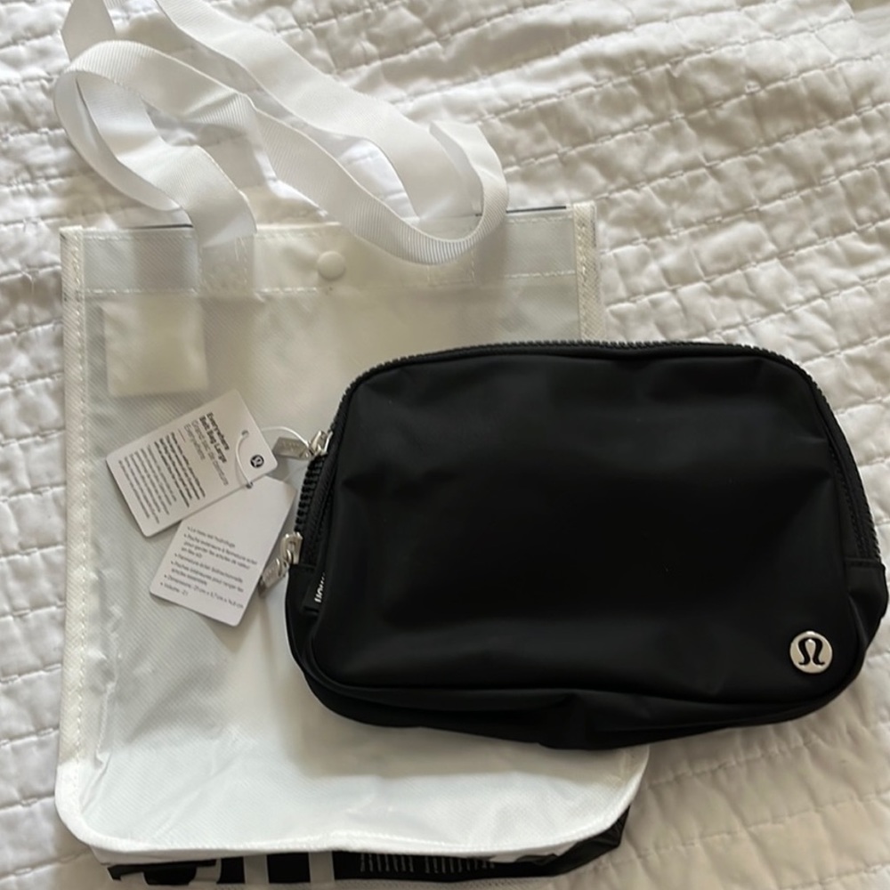 Lulu Lemon Belt Bag